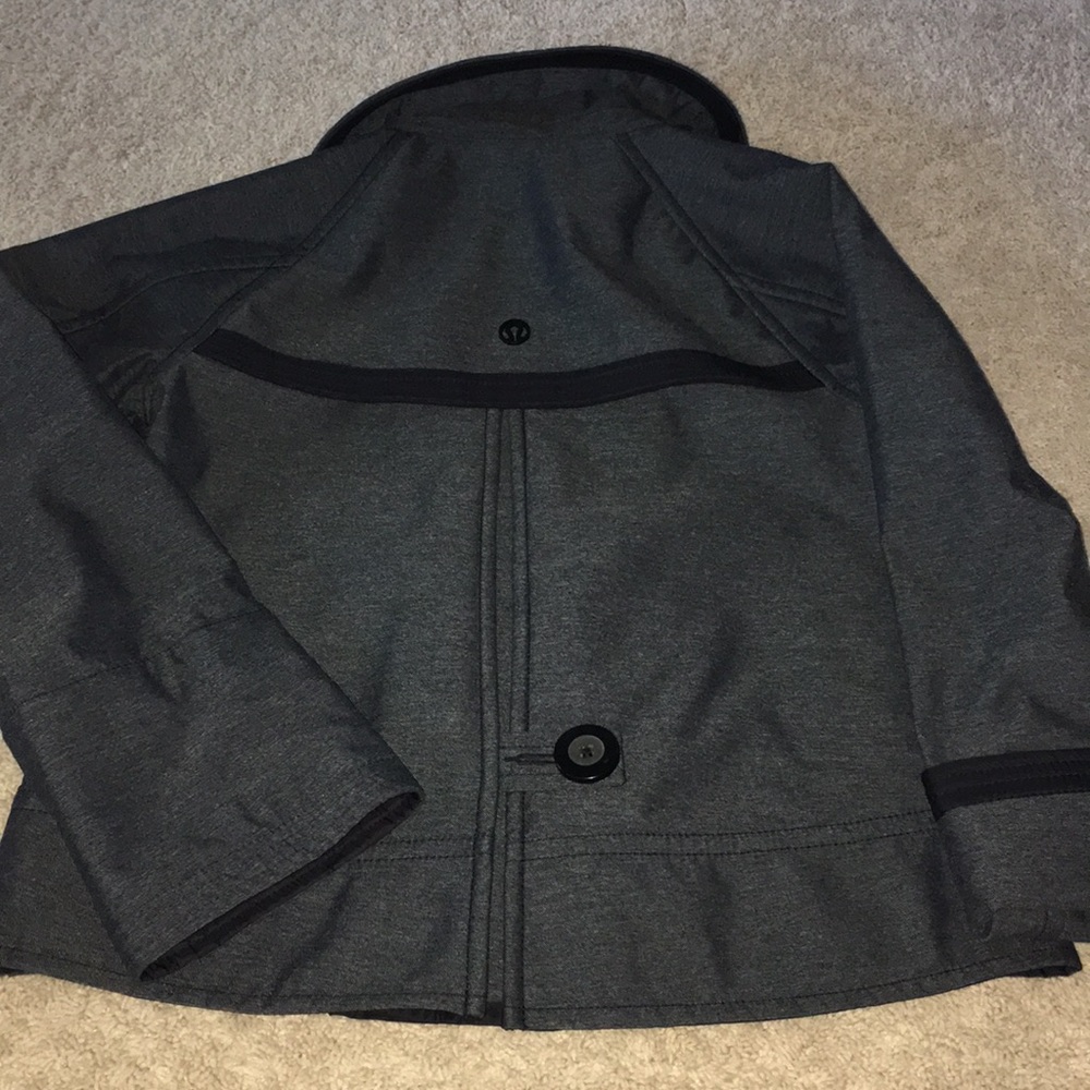 Lululemon Coco Softshell - Picture 5 of 7